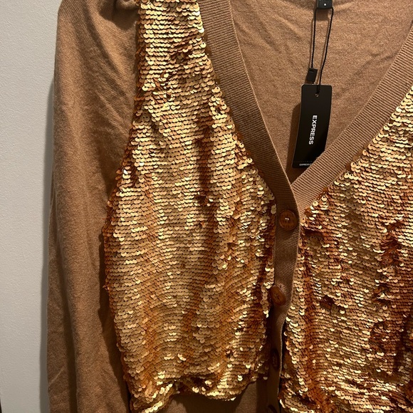 NEW Swetear Goldish/Brown with Sequins on front Size Small Express - Picture 4 of 10